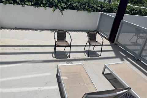 Condominio en venta en Miami Beach, Florida, 1 dormitorio, 42.18 m2 № 1714549 - foto 8