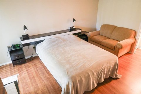 Villa ou maison à louer à Oldsmar, Floride: 2 chambres, 116.13 m2 № 2406417 - photo 10