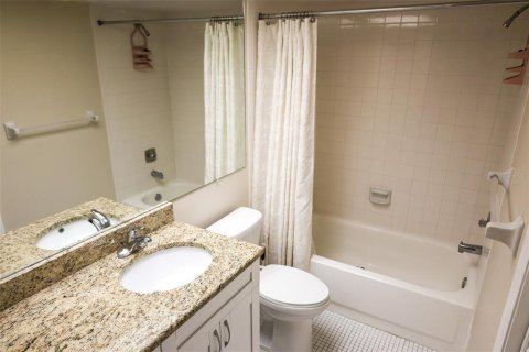 Villa ou maison à louer à Oldsmar, Floride: 2 chambres, 116.13 m2 № 2406417 - photo 15