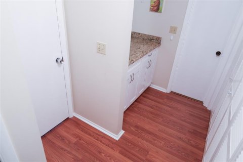 Villa ou maison à louer à Oldsmar, Floride: 2 chambres, 116.13 m2 № 2406417 - photo 16