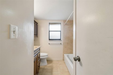 Condo in Clearwater, Florida, 2 bedrooms  № 2149493 - photo 9