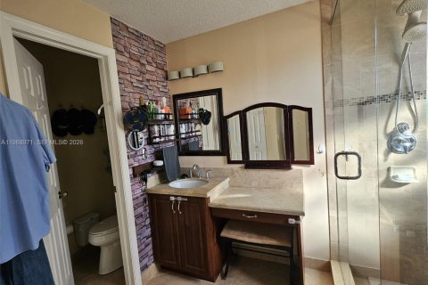 House in Davie, Florida 3 bedrooms, 155.24 sq.m. № 2046300 - photo 23