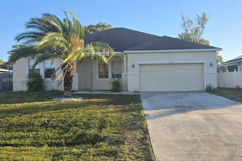 Casa en Port St. Lucie, Florida 3 dormitorios, 185.25 m2 № 2080984