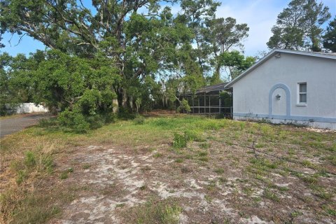 House in Weeki Wachee, Florida 4 bedrooms, 207.64 sq.m. № 1518795 - photo 25
