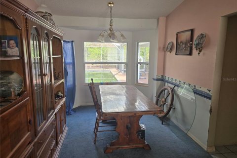House in Weeki Wachee, Florida 4 bedrooms, 207.64 sq.m. № 1518795 - photo 7