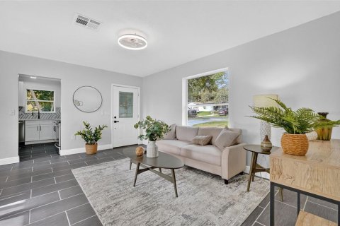 Casa en venta en Spring Hill, Florida, 2 dormitorios, 81.2 m2 № 1903646 - foto 12