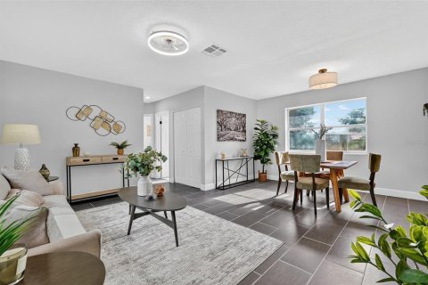 Casa en venta en Spring Hill, Florida, 2 dormitorios, 81.2 m2 № 1903646 - foto 10