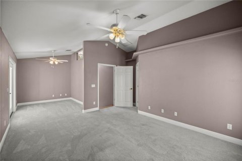 House in Ocala, Florida 4 bedrooms, 285.21 sq.m. № 1539490 - photo 22