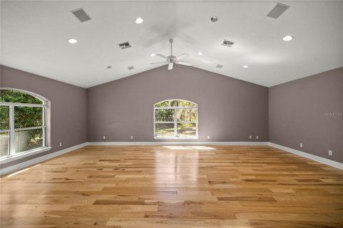 House in Ocala, Florida 4 bedrooms, 285.21 sq.m. № 1539490 - photo 26