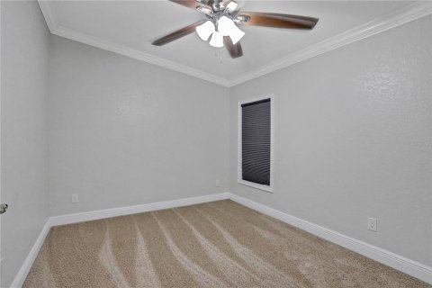 House in Auburndale, Florida 3 bedrooms, 326.92 sq.m. № 1626423 - photo 15