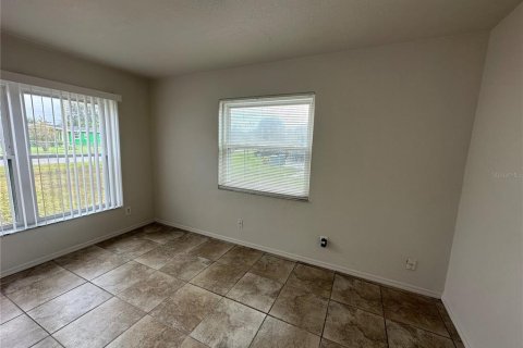 Casa en alquiler en Orlando, Florida, 3 dormitorios, 92.9 m2 № 1919619 - foto 5