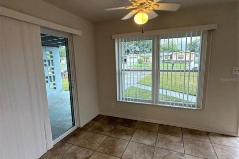 Casa en alquiler en Orlando, Florida, 3 dormitorios, 92.9 m2 № 1919619 - foto 13