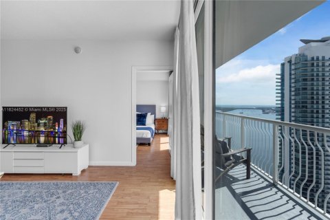 Condominio en venta en Miami, Florida, 2 dormitorios, 109.9 m2 № 1871614 - foto 5