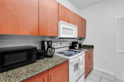 Condominio en venta en Miami, Florida, 2 dormitorios, 109.9 m2 № 1871614 - foto 27