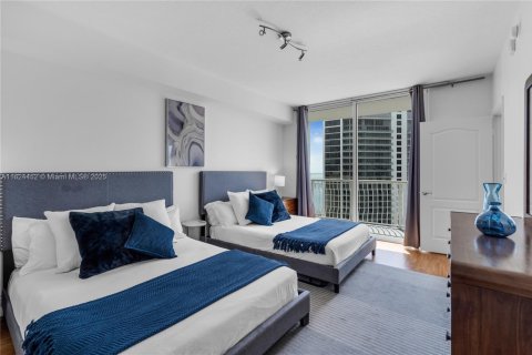 Condominio en venta en Miami, Florida, 2 dormitorios, 109.9 m2 № 1871614 - foto 16