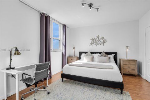 Condominio en venta en Miami, Florida, 2 dormitorios, 109.9 m2 № 1871614 - foto 20