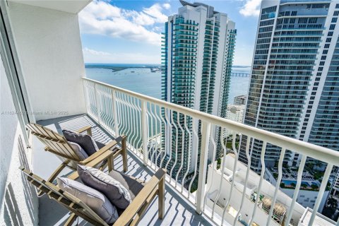 Condominio en venta en Miami, Florida, 2 dormitorios, 109.9 m2 № 1871614 - foto 4