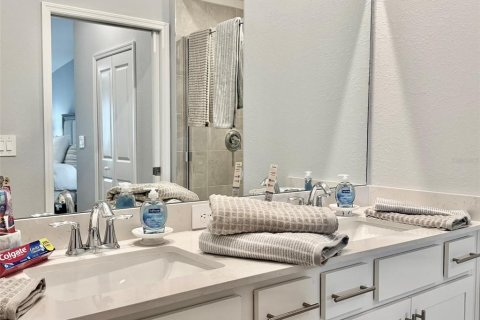 Copropriété à louer à Lakewood Ranch, Floride: 2 chambres, 126.9 m2 № 2313182 - photo 10