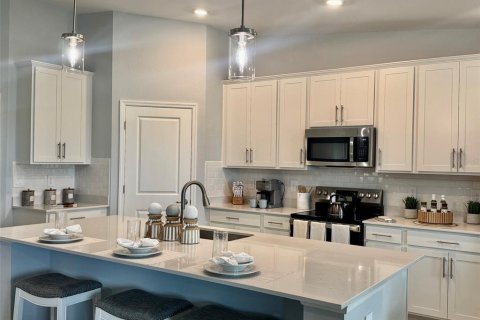 Copropriété à louer à Lakewood Ranch, Floride: 2 chambres, 126.9 m2 № 2313182 - photo 13