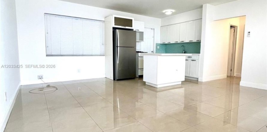 Casa en Hollywood, Florida 1 dormitorio № 2077995