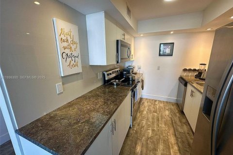 Купить кондоминиум в Норт-Майами, Флорида 2 спальни, 97.55м2, № 1994317 - фото 14