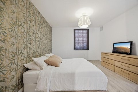 Condo in Orlando, Florida, 2 bedrooms № 2122503 - photo 14