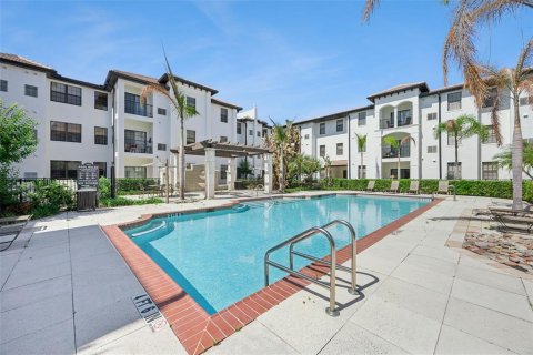 Condo in Orlando, Florida, 2 bedrooms № 2122503 - photo 23