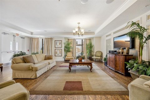 Condo in Orlando, Florida, 2 bedrooms № 2122503 - photo 25