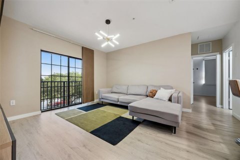 Condo in Orlando, Florida, 2 bedrooms № 2122503 - photo 5