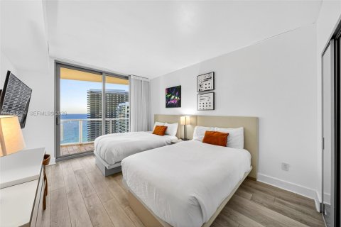 Copropriété à vendre à Hollywood, Floride: 2 chambres, 105.54 m2 № 2081040 - photo 19