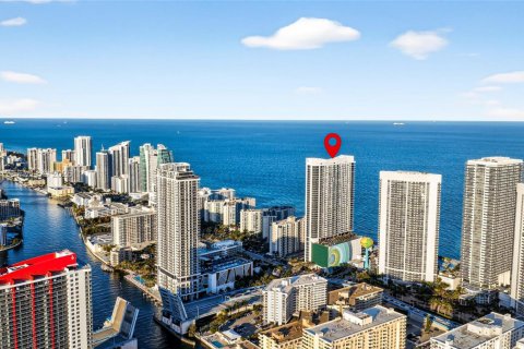 Copropriété à vendre à Hollywood, Floride: 2 chambres, 105.54 m2 № 2081040 - photo 4