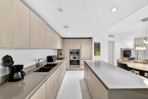 Copropriété à vendre à Hollywood, Floride: 2 chambres, 105.54 m2 № 2081040 - photo 6