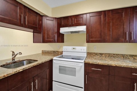 Copropriété à louer à Fort Lauderdale, Floride: 2 chambres, 399.2 m2 № 1963477 - photo 8