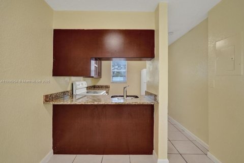 Copropriété à louer à Fort Lauderdale, Floride: 2 chambres, 399.2 m2 № 1963477 - photo 6