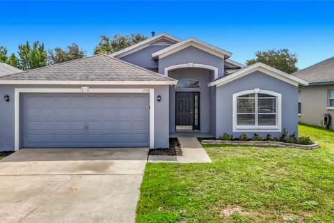 House in Brandon, Florida 3 bedrooms, 163.42 sq.m. № 2206629