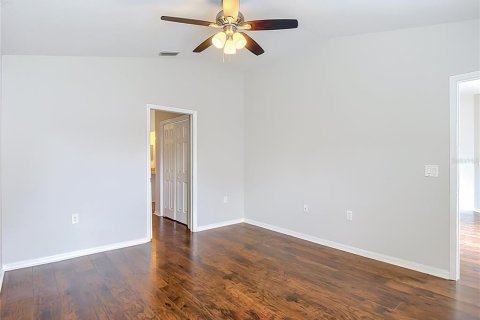 House in Brandon, Florida 3 bedrooms, 163.42 sq.m. № 2206629 - photo 30
