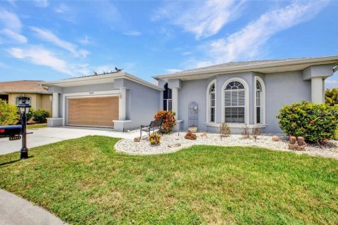 Villa ou maison à Punta Gorda, Floride 3 chambres, 189.89 m2 № 2140892