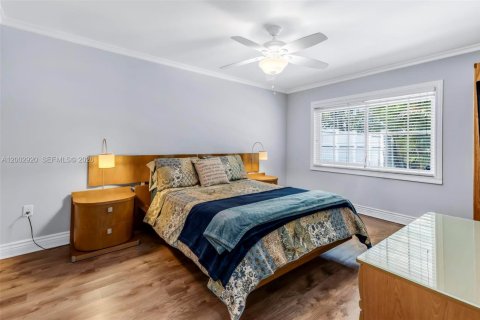 House in Davie, Florida 3 bedrooms, 116.03 sq.m. № 2068526 - photo 22