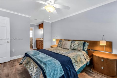 House in Davie, Florida 3 bedrooms, 116.03 sq.m. № 2068526 - photo 21