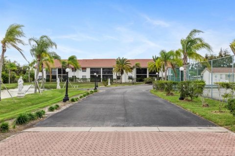 Copropriété à louer à Englewood, Floride: 2 chambres, 97.55 m2 № 1720514 - photo 6