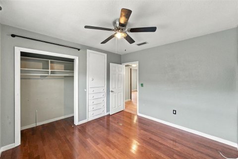 House in Clearwater, Florida 4 bedrooms, 169.83 sq.m. № 2413559 - photo 27