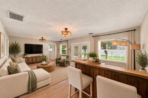 House in Clearwater, Florida 4 bedrooms, 169.83 sq.m. № 2413559 - photo 14