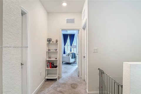 Купить таунхаус в Хомстед, Флорида 3 спальни, 159.98м2, № 2049172 - фото 10