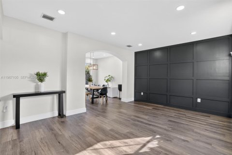 Casa en venta en Homestead, Florida, 4 dormitorios, 191.75 m2 № 2029119 - foto 4