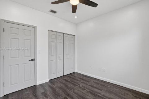 Casa en venta en Homestead, Florida, 4 dormitorios, 191.75 m2 № 2029119 - foto 29