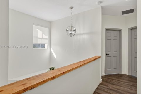 Casa en venta en Homestead, Florida, 4 dormitorios, 191.75 m2 № 2029119 - foto 18