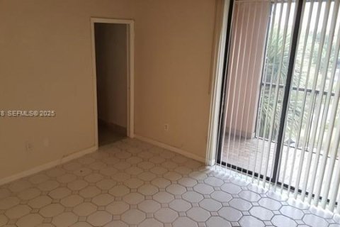 Condominio en venta en Miami, Florida, 2 dormitorios, 95.69 m2 № 2035516 - foto 9