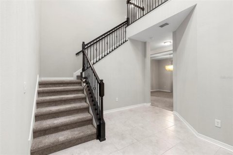 House in Wesley Chapel, Florida 3 bedrooms, 242.1 sq.m. № 1893887 - photo 3