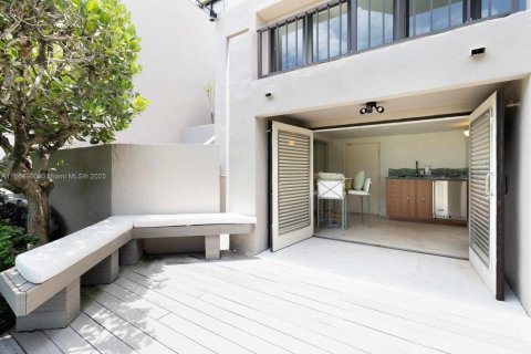 Townhouse in Key Biscayne, Florida 4 bedrooms, 302.3 sq.m. № 1385726 - photo 19