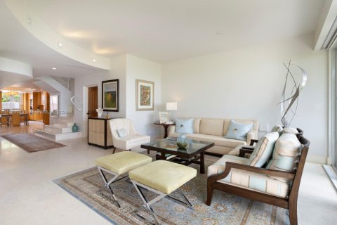 Townhouse in Key Biscayne, Florida 4 bedrooms, 302.3 sq.m. № 1385726 - photo 15